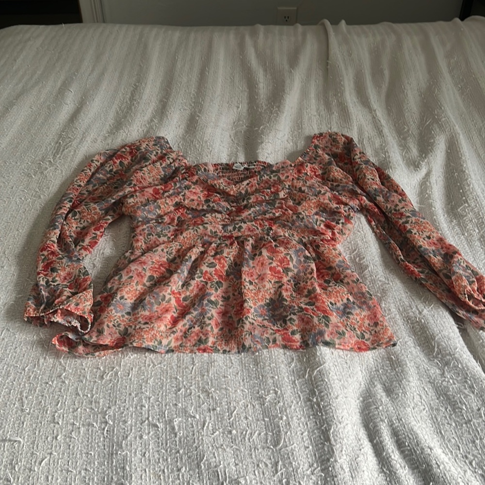 American Eagle Outfitters Floral Top